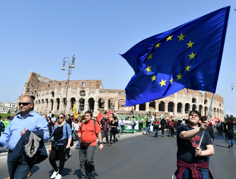 Manifestation pro-européenne à Rome près du Colisée en mars 2017 - Vicenzo Pinto - AFP