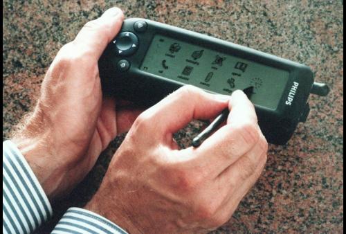 The Synergy de Philips, l'un des premiers smartphones - Rabih Moghrabi - AFP